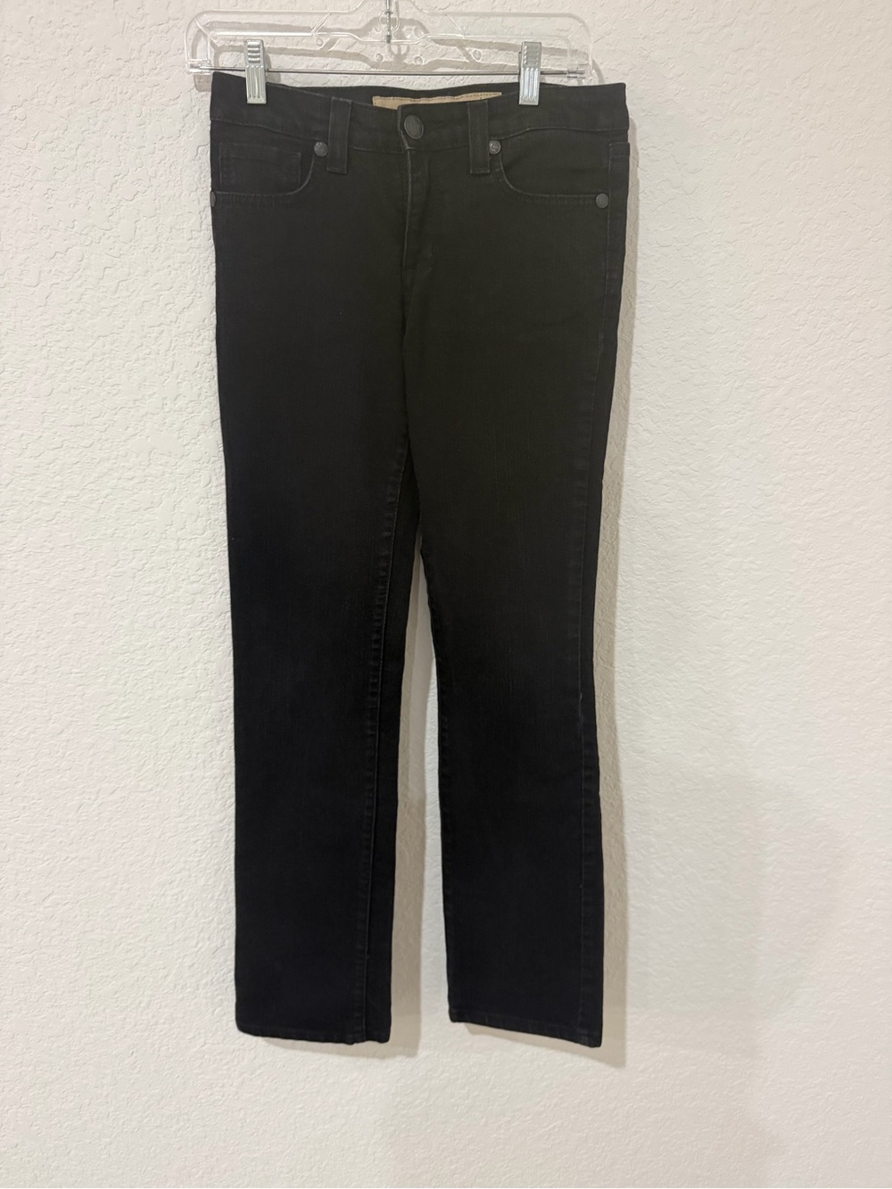 Women's Straight Leg Jeans in Black